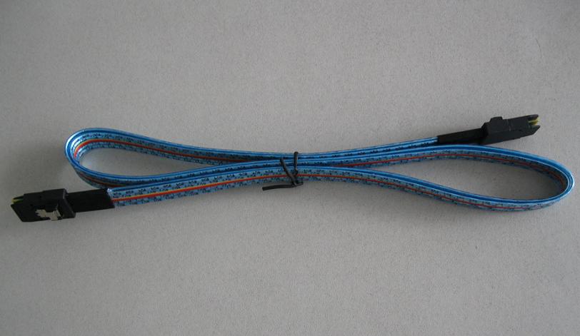 Mini SAS INTERNAL CABLE Assembly